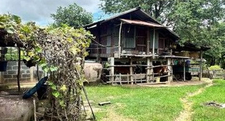 Casa en venta de 1 habitaciones en At Samat, Roi Et