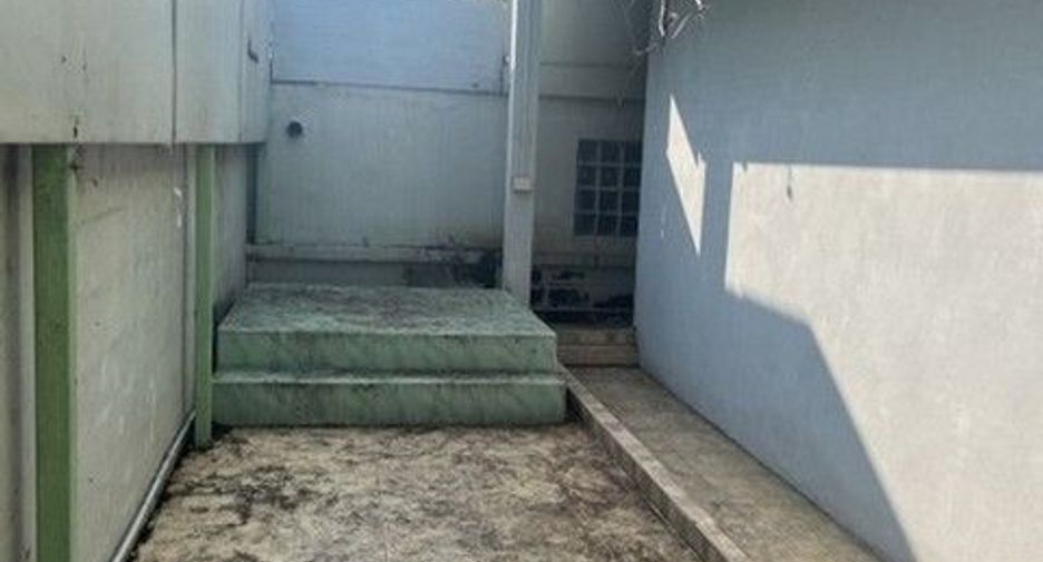 Haus zum Kauf mit 1 Zimmer in Prawet, Bangkok