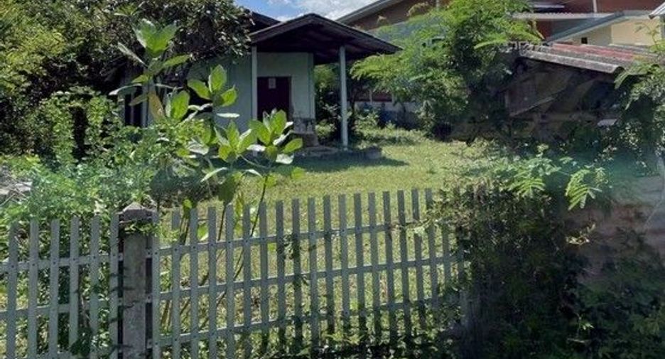 Casa en venta de 1 habitaciones en At Samat, Roi Et