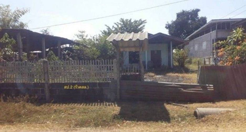 Casa en venta de 1 habitaciones en At Samat, Roi Et