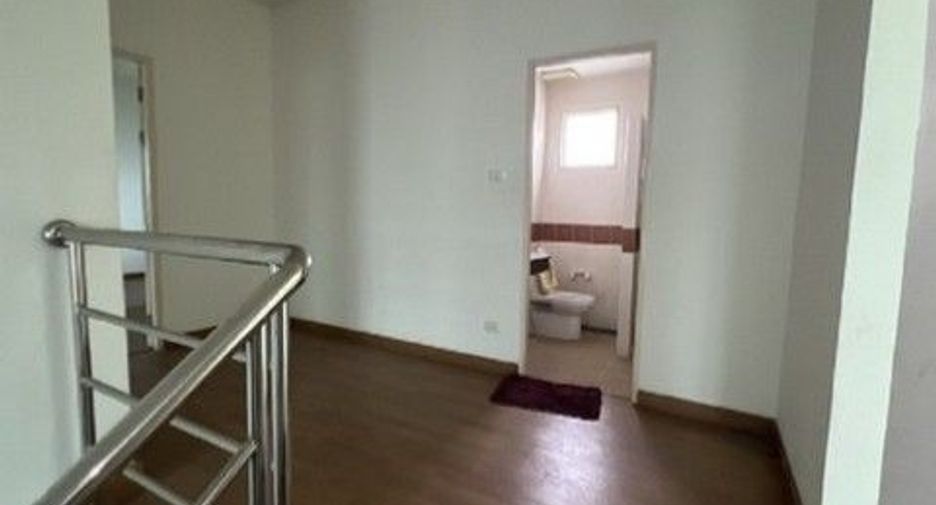 Haus zum Kauf mit 1 Zimmer in Khlong Sam Wa, Bangkok