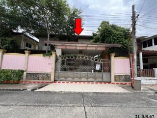 出售 1 卧室 独立屋 在 Khlong Sam Wa, 曼谷