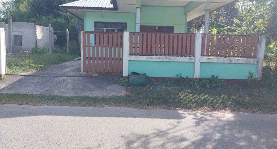 Casa en venta de 2 habitaciones en At Samat, Roi Et