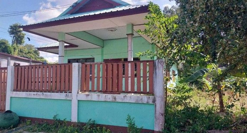 Casa en venta de 2 habitaciones en At Samat, Roi Et
