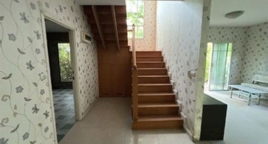 Haus zum Kauf mit 1 Zimmer in Sai Mai, Bangkok