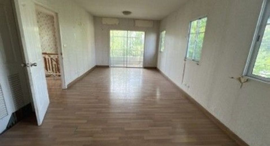 Haus zum Kauf mit 1 Zimmer in Sai Mai, Bangkok