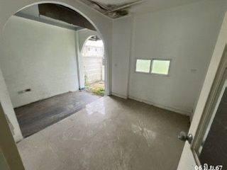出售 1 卧室 独立屋 在 Khlong Sam Wa, 曼谷