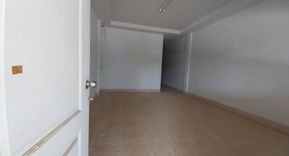 Продажа 3 спальни таунхаус в Mueang Maha Sarakham, Махасаракхам