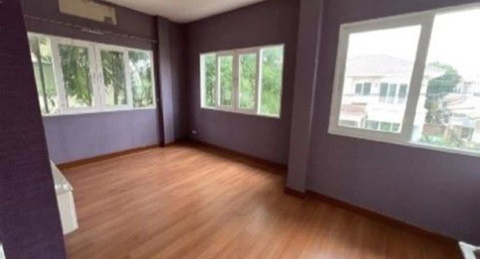Haus zum Kauf mit 1 Zimmer in Sai Mai, Bangkok