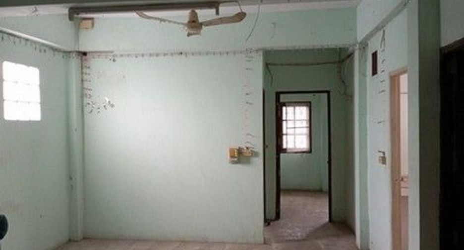 Haus zum Kauf mit 1 Zimmer in Bang Khae, Bangkok