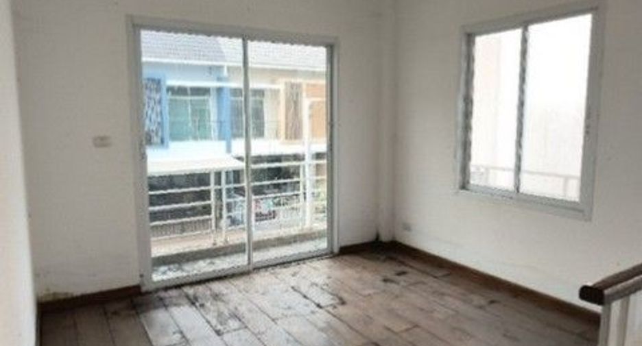 Haus zum Kauf mit 1 Zimmer in Bang Khae, Bangkok