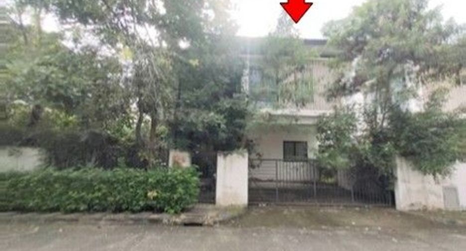 For sale 1 Beds house in Bang Khun Thian, Bangkok