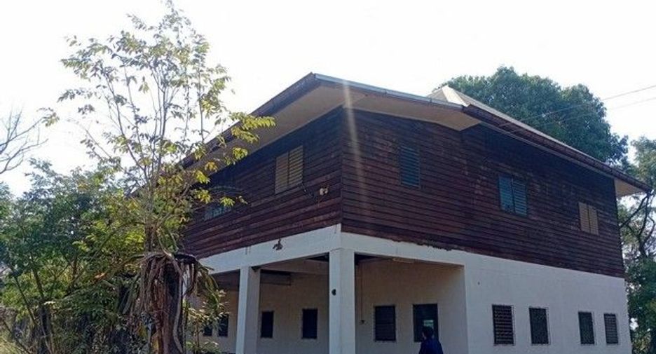 For sale 5 bedrooms house in Mueang Nong Khai, Nong Khai