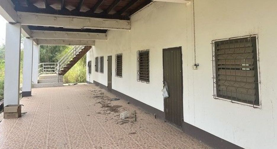 For sale 5 bedrooms house in Mueang Nong Khai, Nong Khai