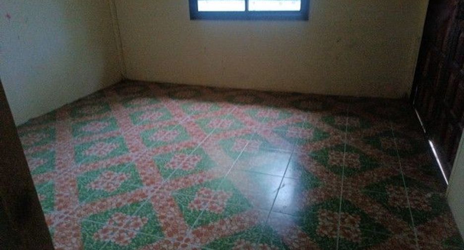 For sale 4 bedrooms house in Mueang Loei, Loei