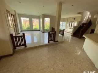 Haus zum Kauf mit 1 Zimmer in Nong Khaem, Bangkok