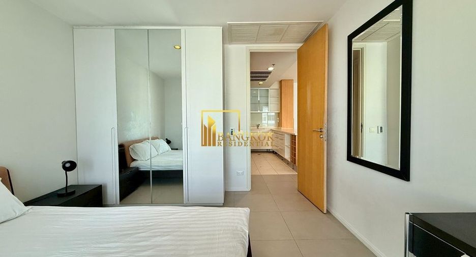 For rent 2 bedrooms condo in Sathon, Bangkok