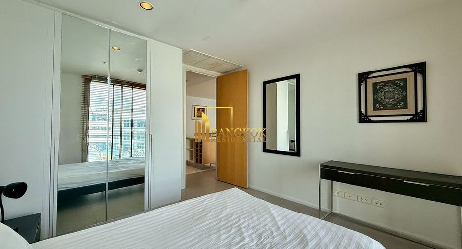 For rent 2 bedrooms condo in Sathon, Bangkok