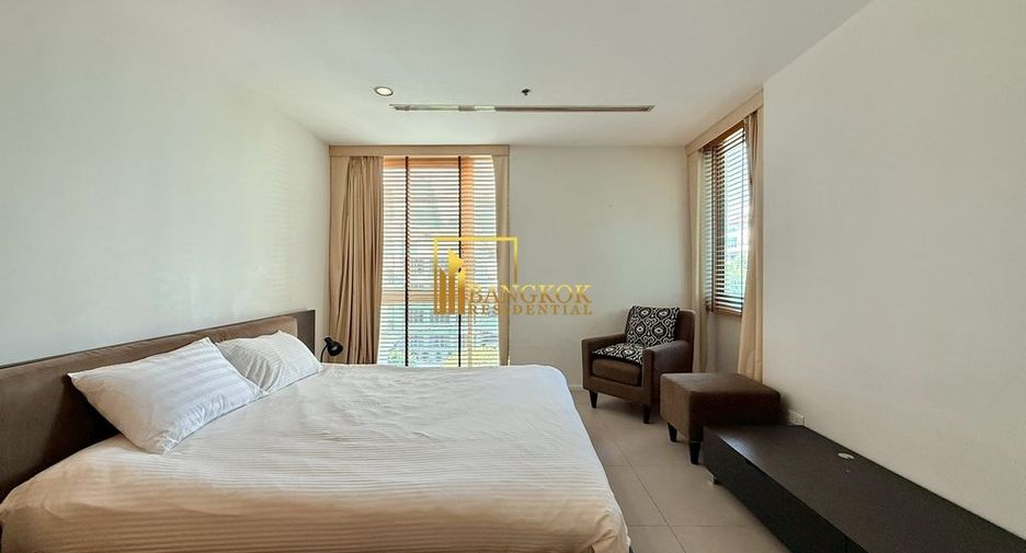 For rent 2 bedrooms condo in Sathon, Bangkok
