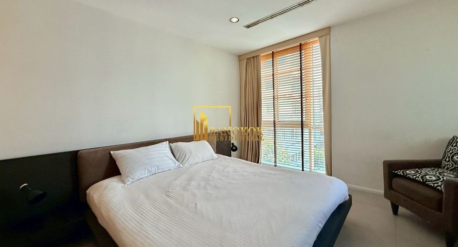 For rent 2 bedrooms condo in Sathon, Bangkok