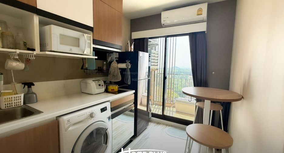 For sale 1 bed condo in Si Racha, Chonburi