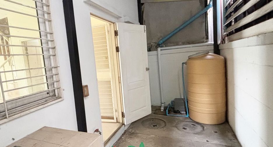 For sale 3 bedrooms townhouse in Mueang Nonthaburi, Nonthaburi