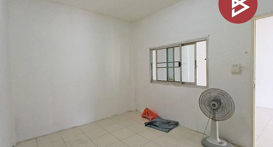 For sale 2 bedrooms townhouse in Mueang Chon Buri, Chonburi