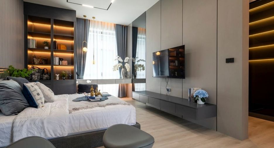 Casa en venta de 5 habitaciones en Bang Lamung, Chonburi