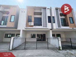 For sale 3 bedrooms townhouse in Phan Thong, Chonburi
