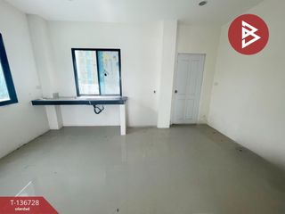 For sale 3 bedrooms townhouse in Phan Thong, Chonburi