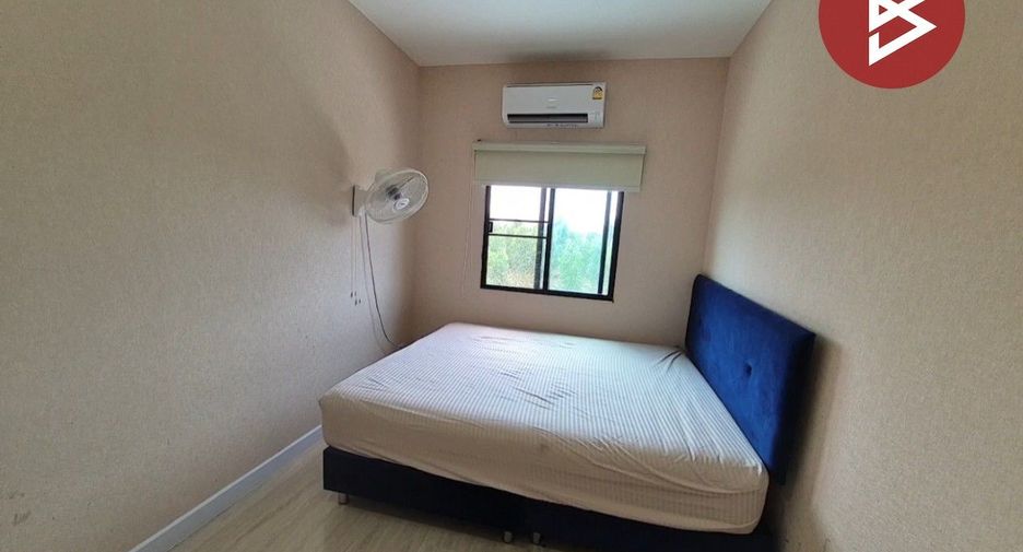 For sale 4 bedrooms townhouse in Lam Luk Ka, Pathum Thani