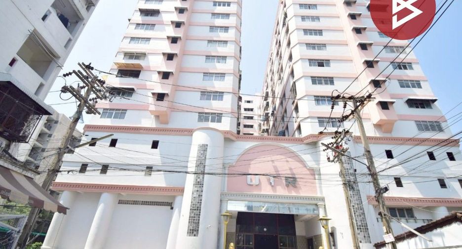 For sale 1 bed condo in Bang Na, Bangkok