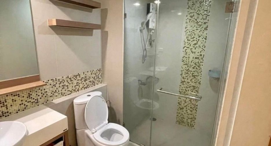For sale 1 bed condo in Bang Na, Bangkok