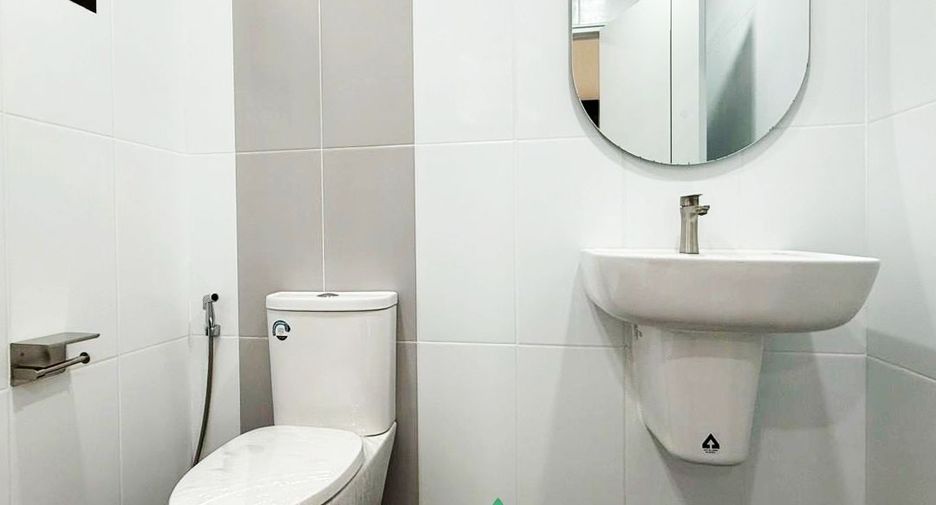 Reihenhaus zum Kauf mit 4 Zimmer in Suan Luang, Bangkok