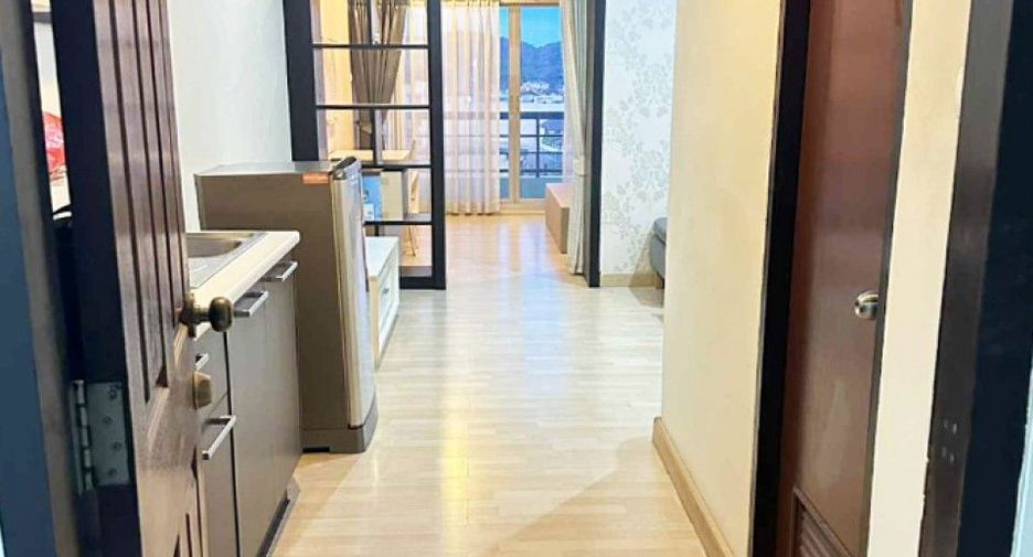For sale 1 bed condo in Mueang Chon Buri, Chonburi