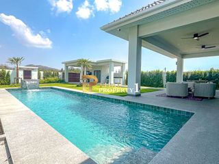 À vendre 3 chambres villa à Hua Hin, Prachuap Khiri Khan
