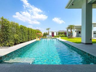 À vendre 3 chambres villa à Hua Hin, Prachuap Khiri Khan