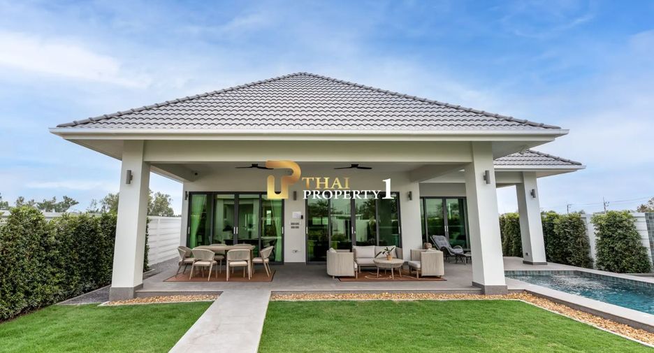 For sale 3 bedrooms villa in Hua Hin, Prachuap Khiri Khan
