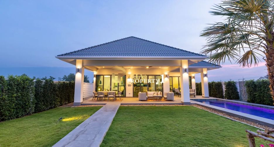 For sale 3 bedrooms villa in Hua Hin, Prachuap Khiri Khan