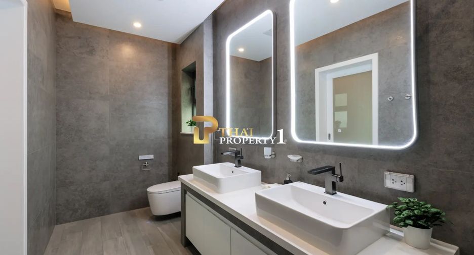 For sale 3 bedrooms villa in Hua Hin, Prachuap Khiri Khan