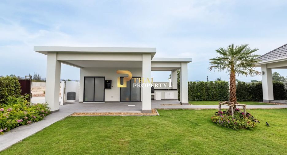 For sale 3 bedrooms villa in Hua Hin, Prachuap Khiri Khan
