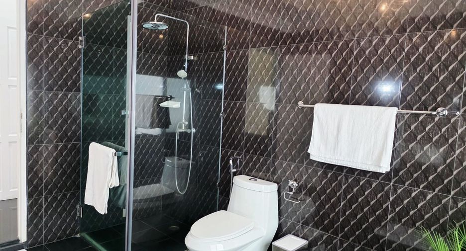 Villa en alquiler de 3 habitaciones en Mueang Phuket, Phuket