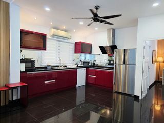 For rent 3 bedrooms villa in Mueang Phuket, Phuket