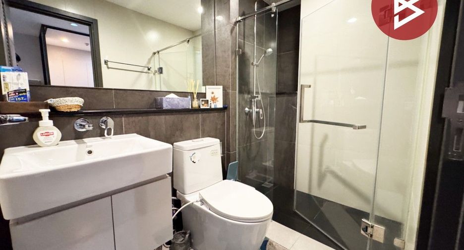 For sale 2 bedrooms condo in Bang Phlat, Bangkok