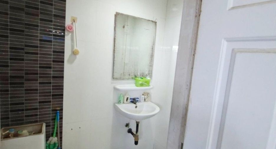 Продажа 3 спальни торговое помещение в Mueang Samut Sakhon, Самутсакхон