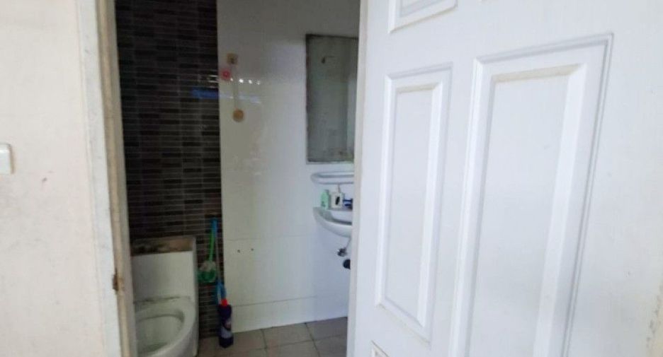 Продажа 3 спальни торговое помещение в Mueang Samut Sakhon, Самутсакхон