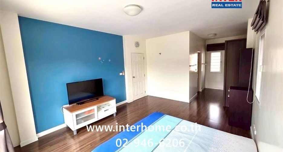 À vendre 3 chambres maison à Bang Khun Thian, Bangkok