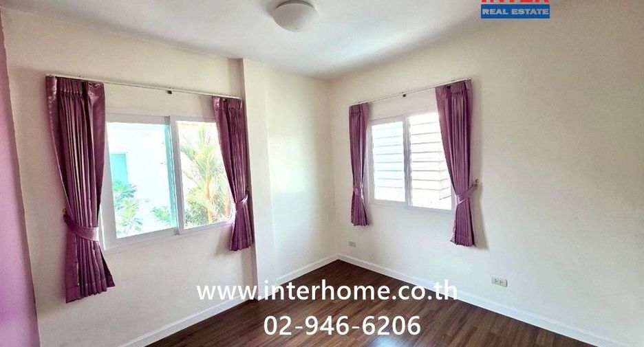 À vendre 3 chambres maison à Bang Khun Thian, Bangkok
