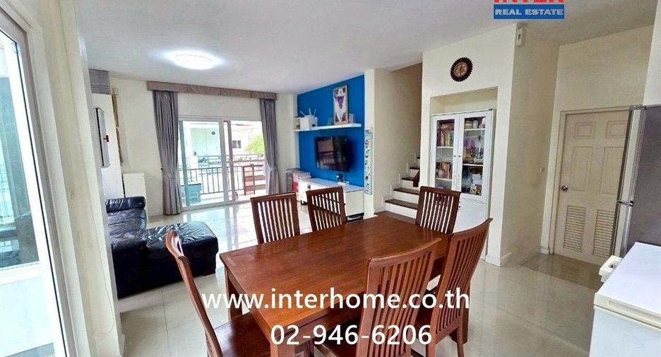 À vendre 3 chambres maison à Bang Khun Thian, Bangkok