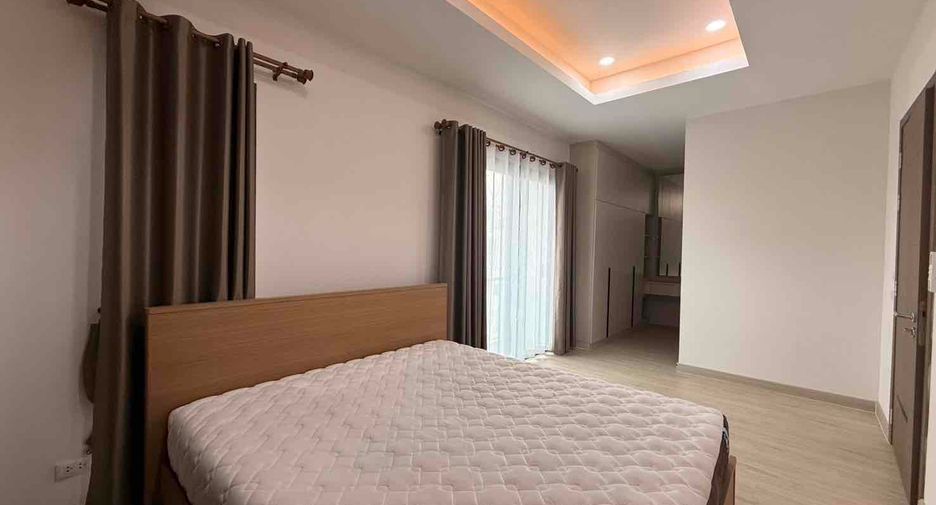 Haus zur Miete mit 3 Zimmer in Bang Lamung, Chonburi